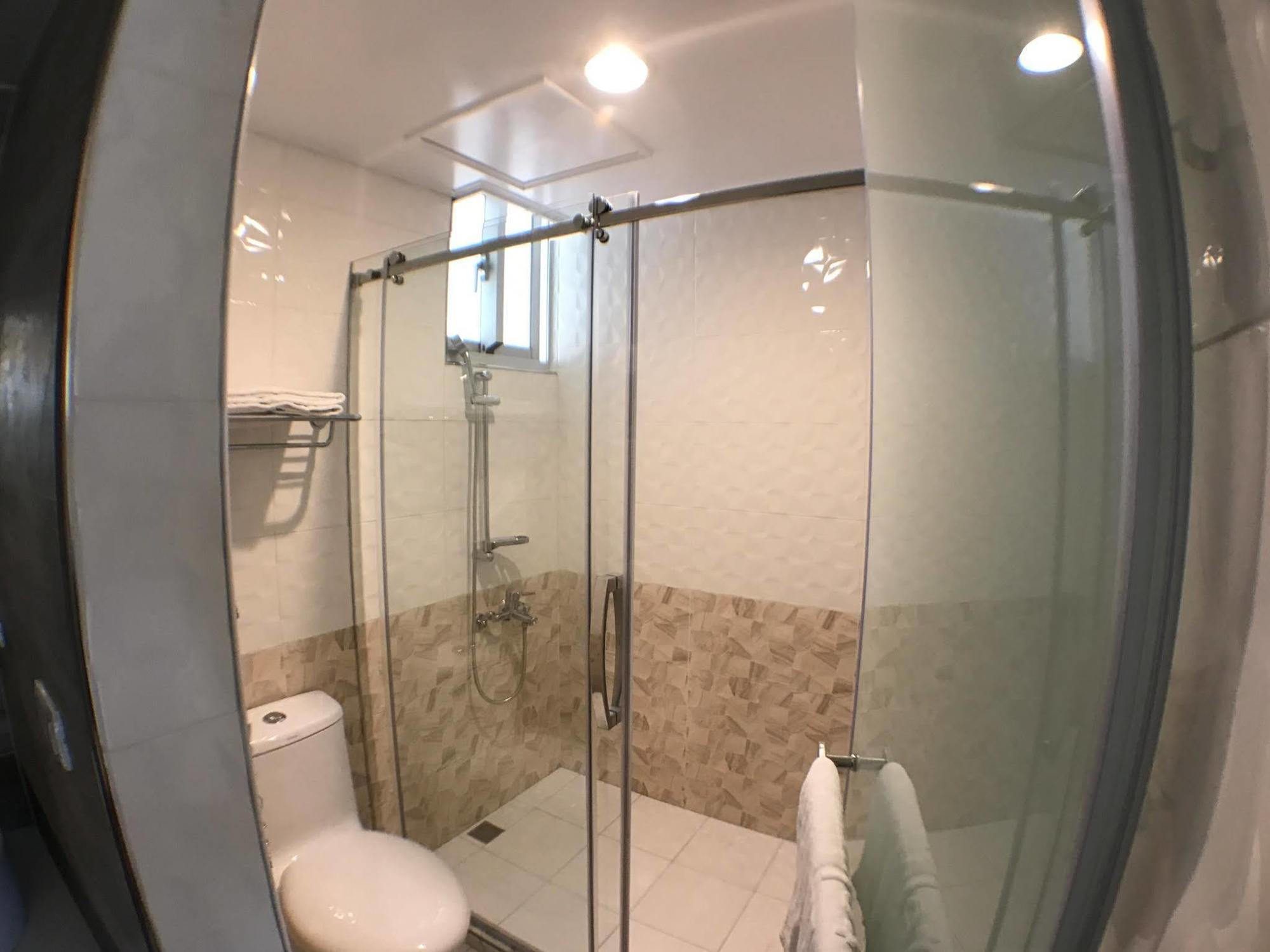 טאינאן P&E Hotel מראה חיצוני תמונה