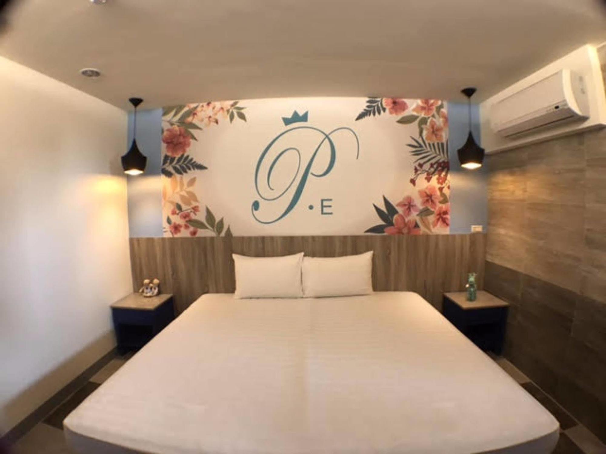 טאינאן P&E Hotel מראה חיצוני תמונה
