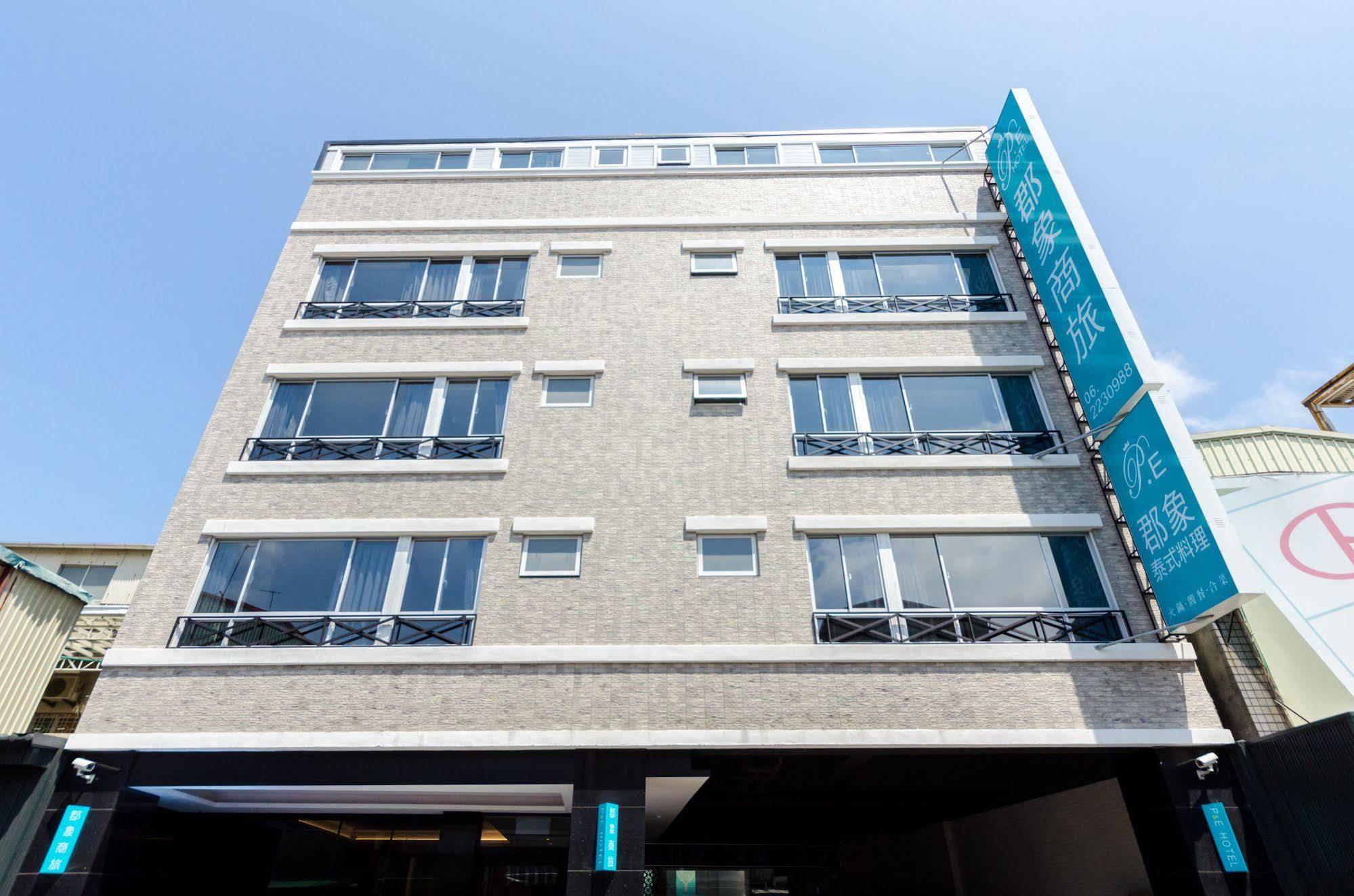 טאינאן P&E Hotel מראה חיצוני תמונה