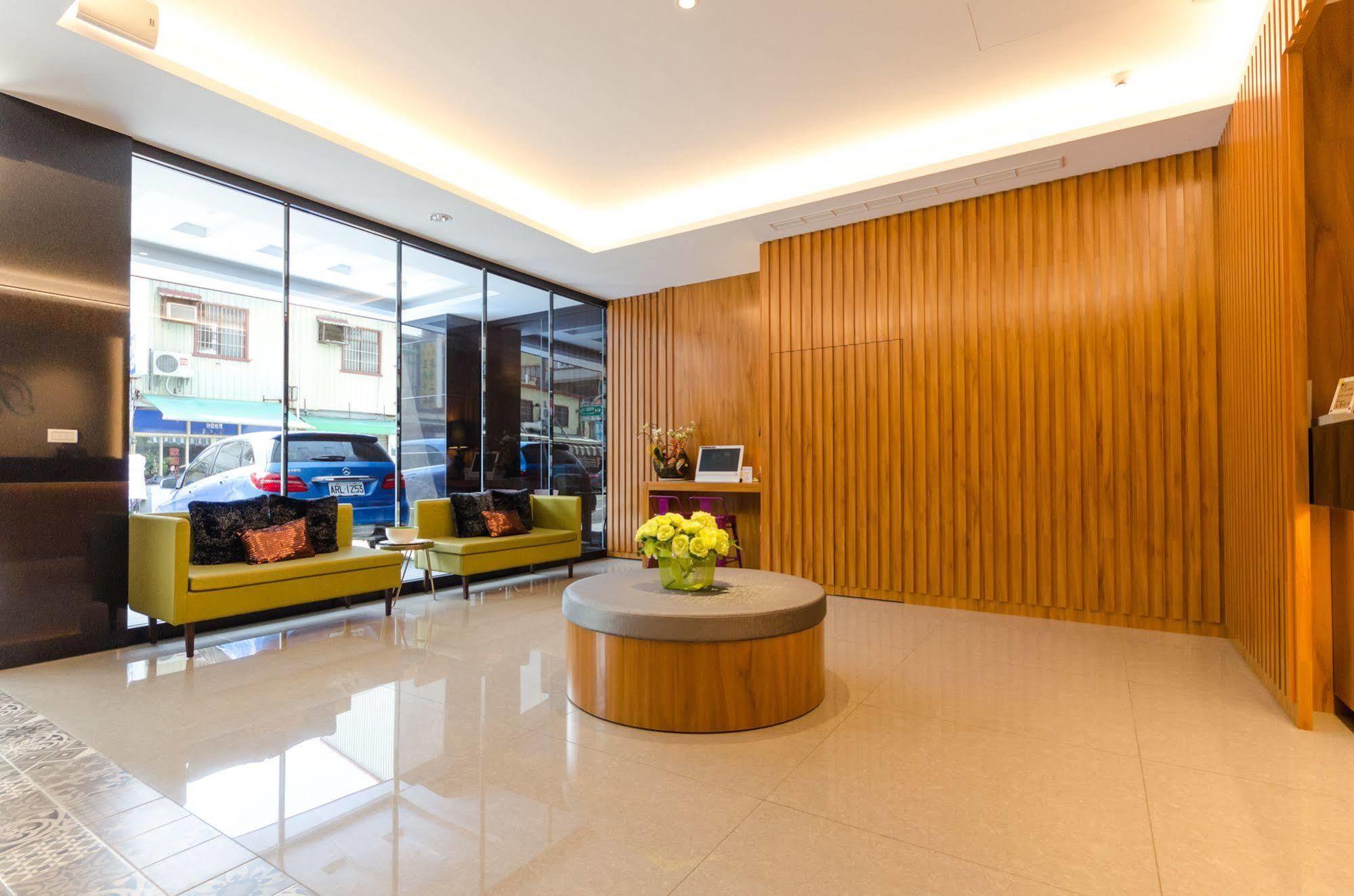 טאינאן P&E Hotel מראה חיצוני תמונה