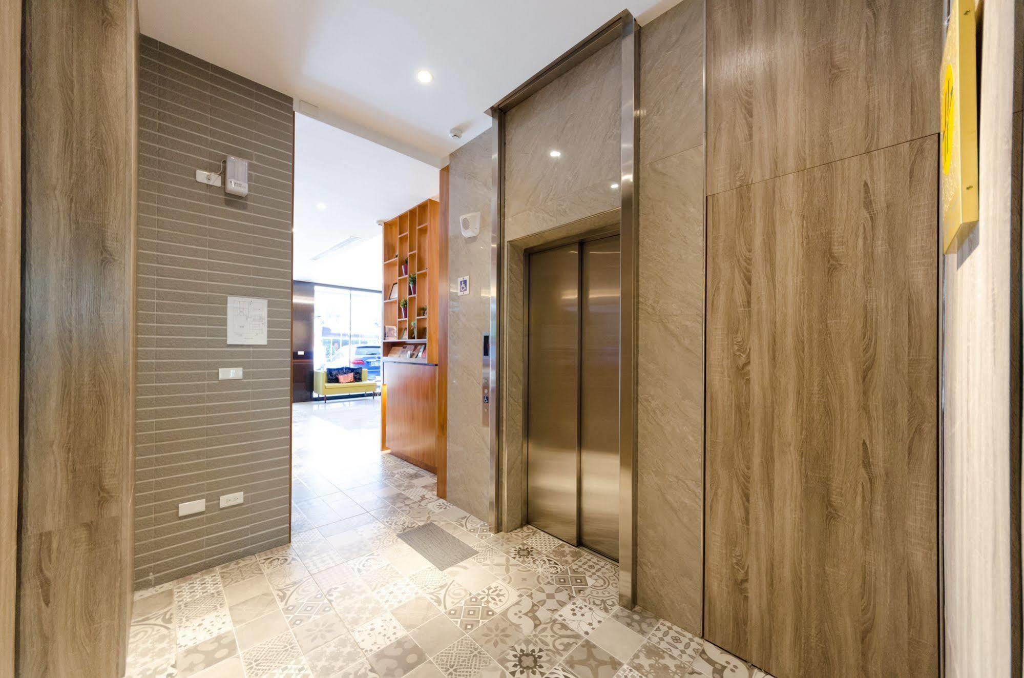 טאינאן P&E Hotel מראה חיצוני תמונה